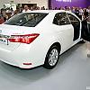 вид сзади Toyota Corolla 2014 белого цвета